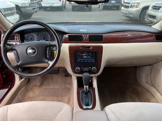 Chevrolet Impala 4dr Sdn 3.9L LT 2009