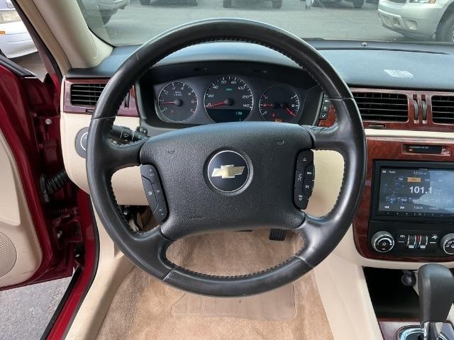 Chevrolet Impala 4dr Sdn 3.9L LT 2009