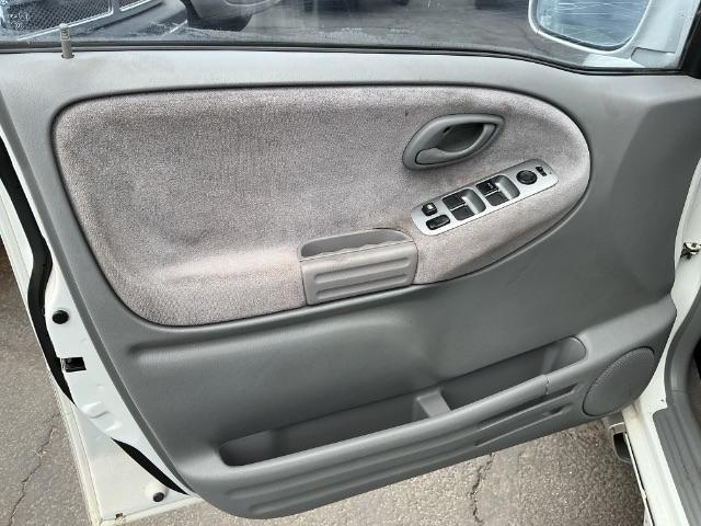 Suzuki Grand Vitara 4dr Manual 2WD 2003