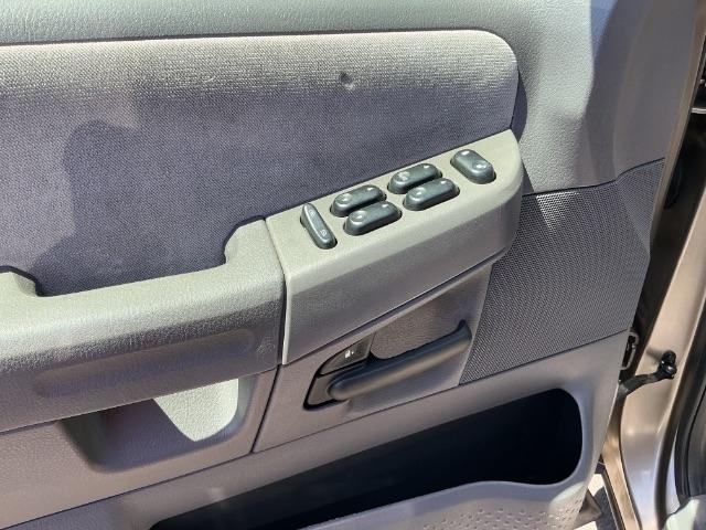 Ford Explorer 4dr 114" WB 4.0L XLT 4WD 2005