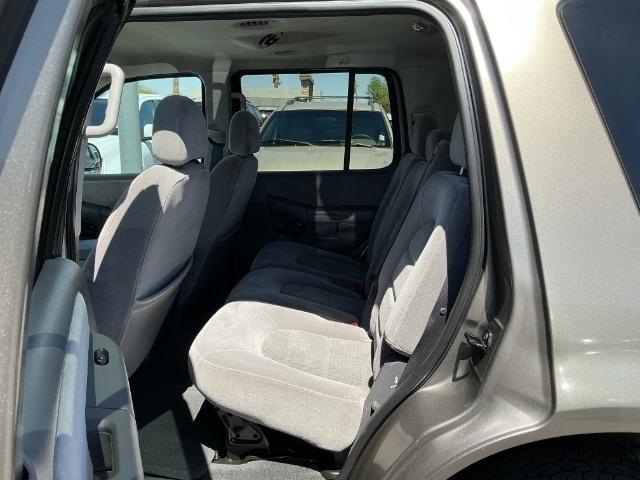 Ford Explorer 4dr 114" WB 4.0L XLT 4WD 2005