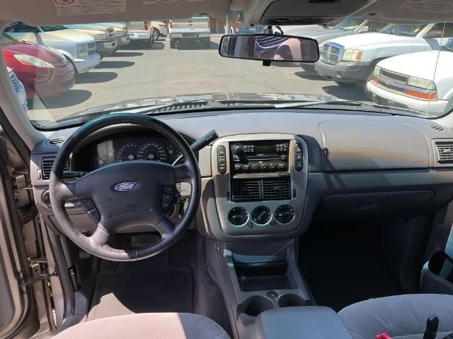 Ford Explorer 4dr 114" WB 4.0L XLT 4WD 2005