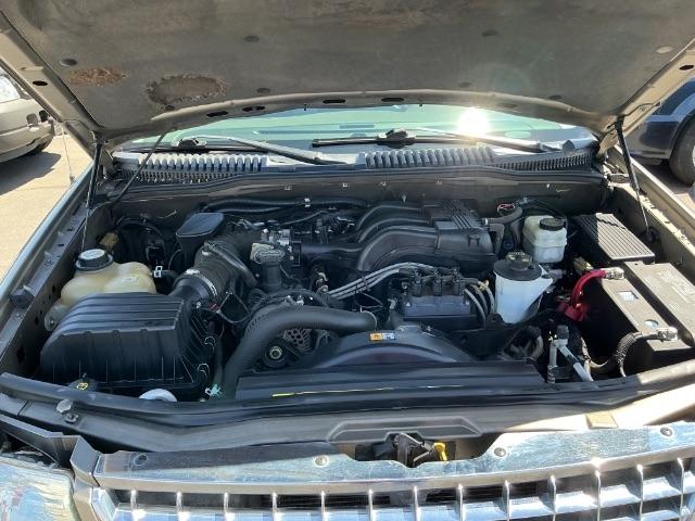 Ford Explorer 4dr 114" WB 4.0L XLT 4WD 2005