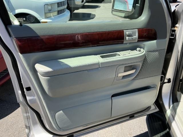 Lincoln Aviator AWD Premium 2003