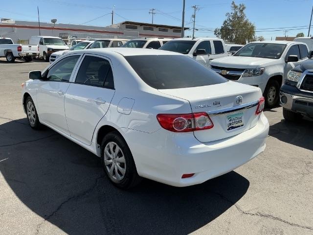 Toyota Corolla 4dr Sdn Auto LE Special Edition (Natl) 2013