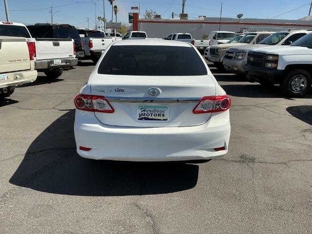 Toyota Corolla 4dr Sdn Auto LE Special Edition (Natl) 2013
