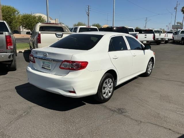 Toyota Corolla 4dr Sdn Auto LE Special Edition (Natl) 2013