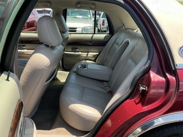 Mercury Grand Marquis 4dr Sdn LS 2008