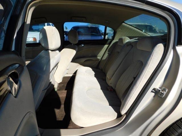 Buick Lucerne 4dr Sdn V6 CX 2008