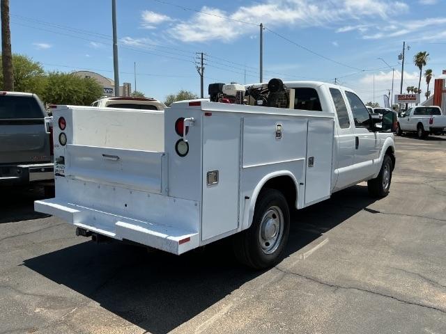 Ford Super Duty F-250 SRW 2WD SuperCab 142" Lariat 2013