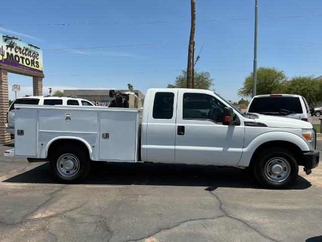 Ford Super Duty F-250 SRW 2WD SuperCab 142" Lariat 2013