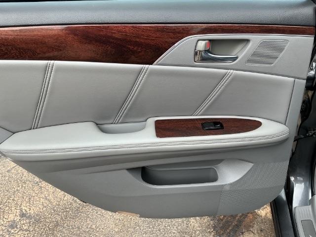 Toyota Avalon 4dr Sdn Touring (Natl) 2008