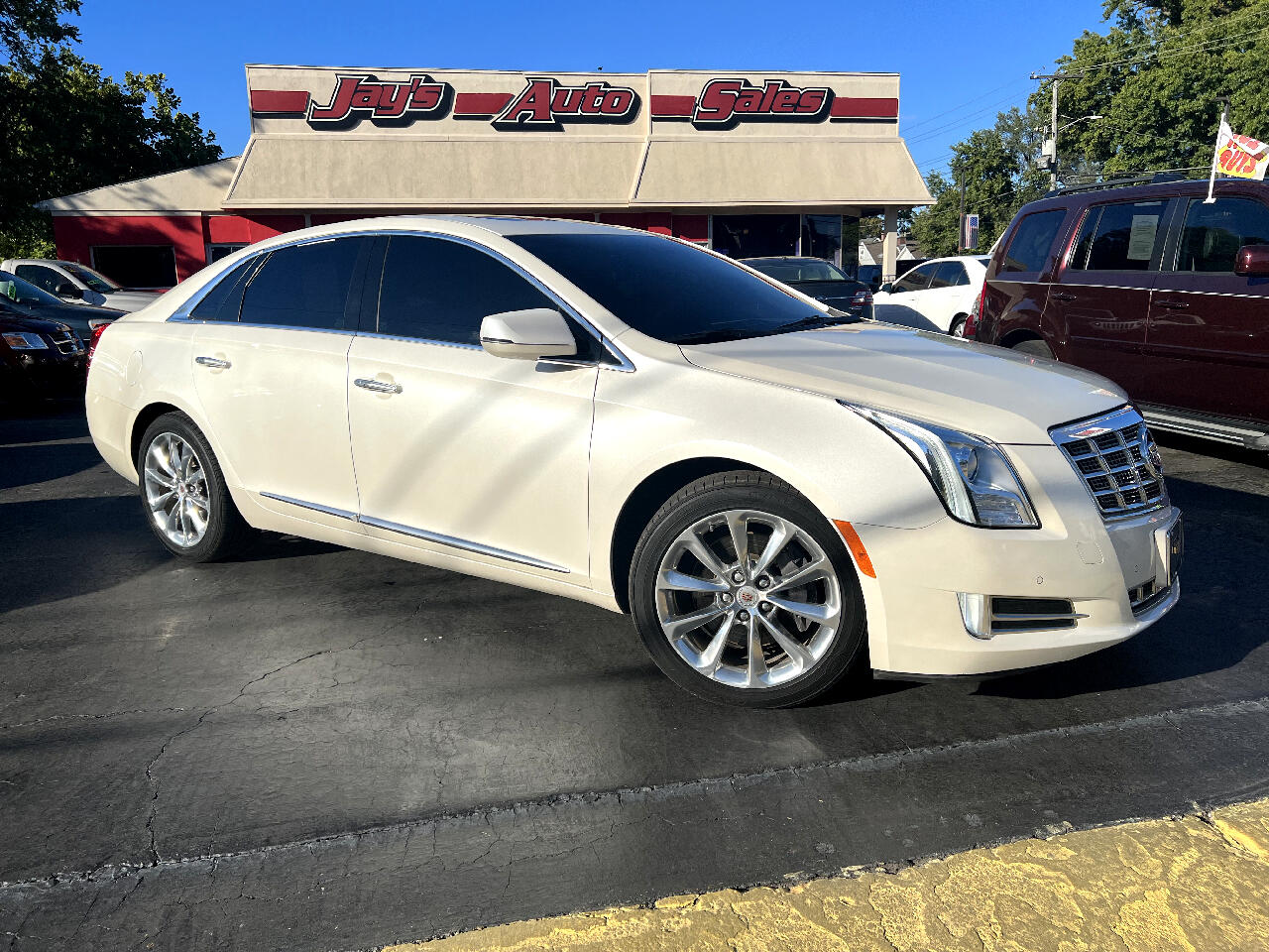 Cadillac XTS Luxury 2013