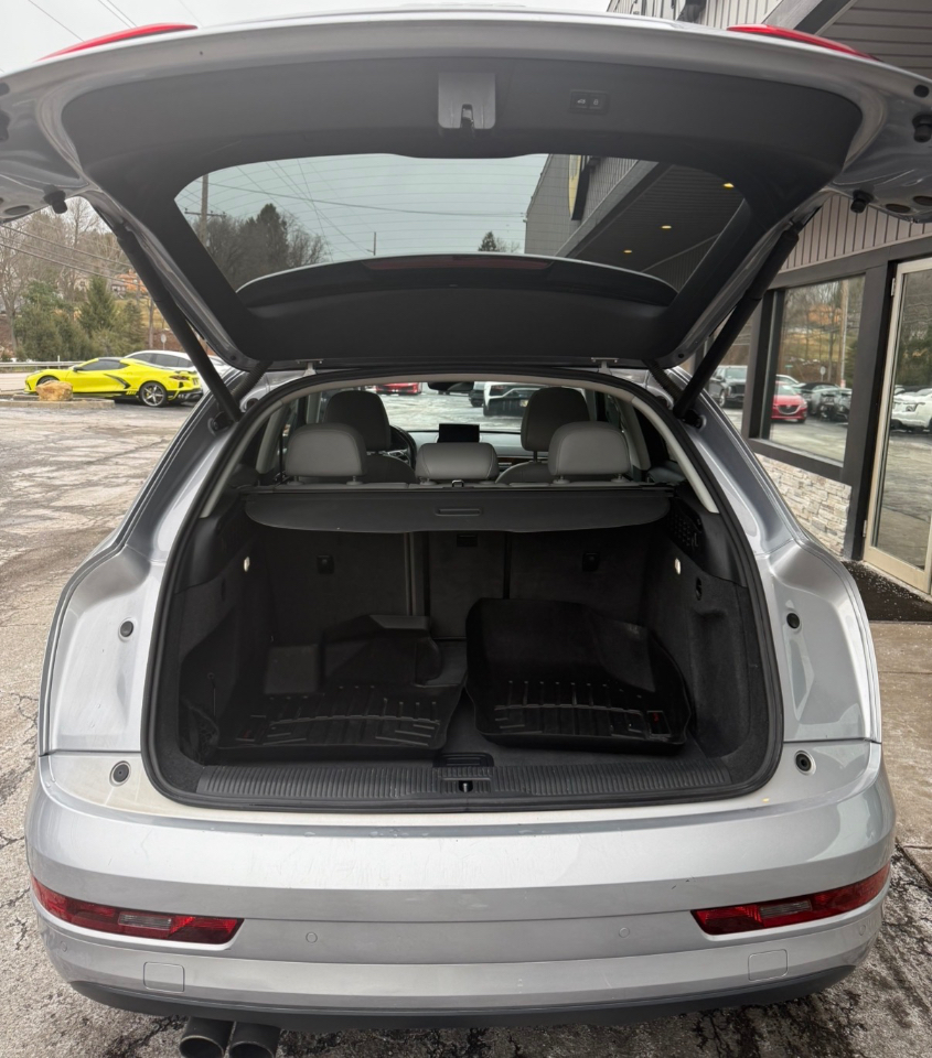 Audi Q3 2.0 TFSI Premium Plus quattro AWD 2017