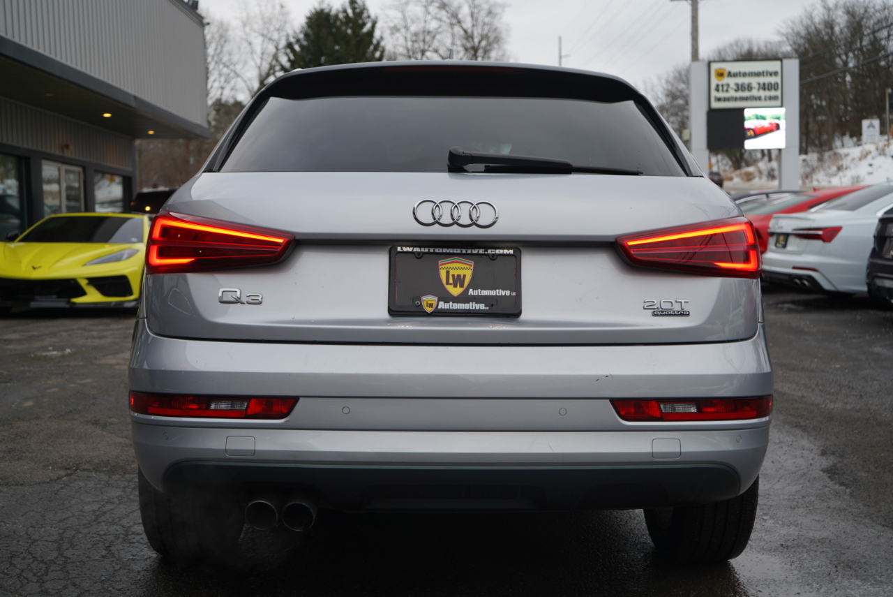 Audi Q3 2.0 TFSI Premium Plus quattro AWD 2017