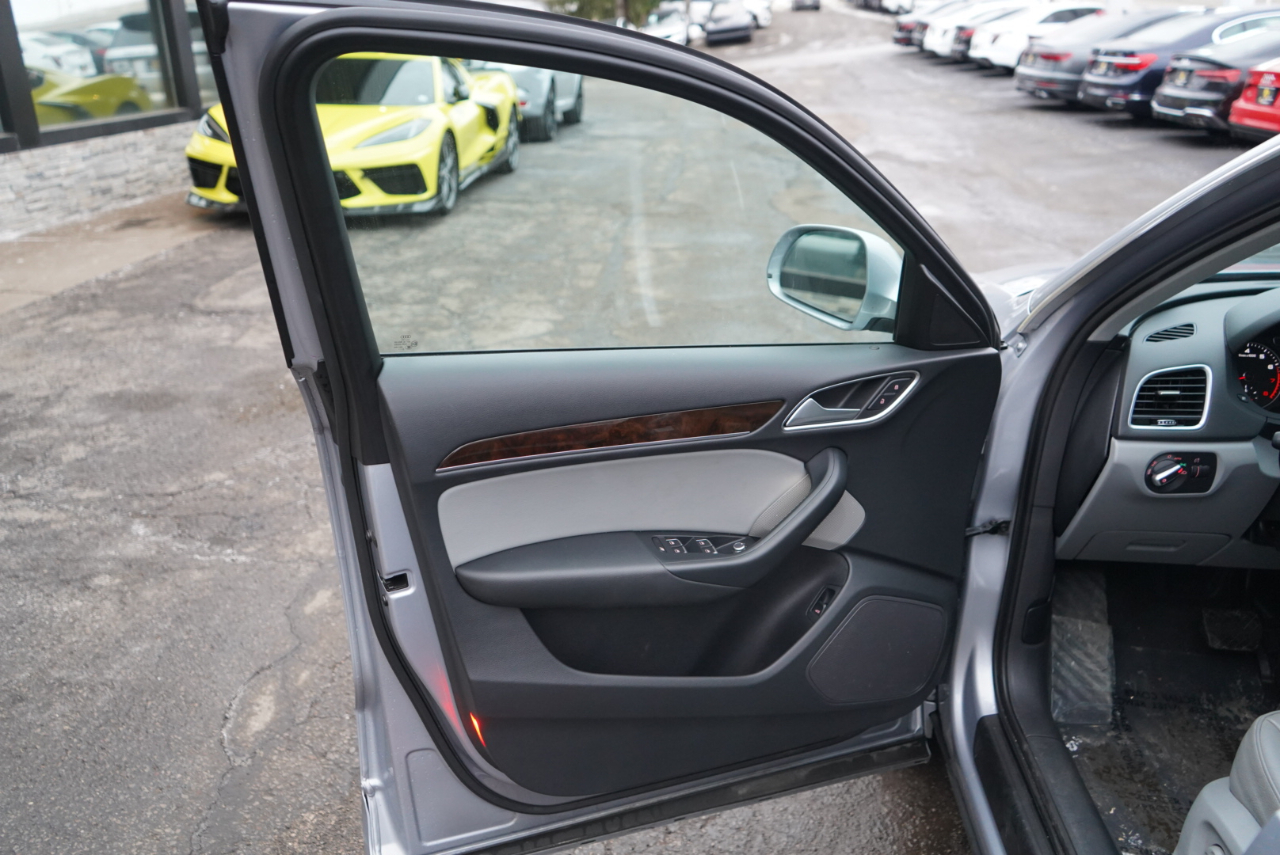 Audi Q3 2.0 TFSI Premium Plus quattro AWD 2017