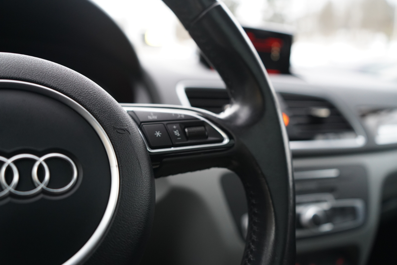 Audi Q3 2.0 TFSI Premium Plus quattro AWD 2017