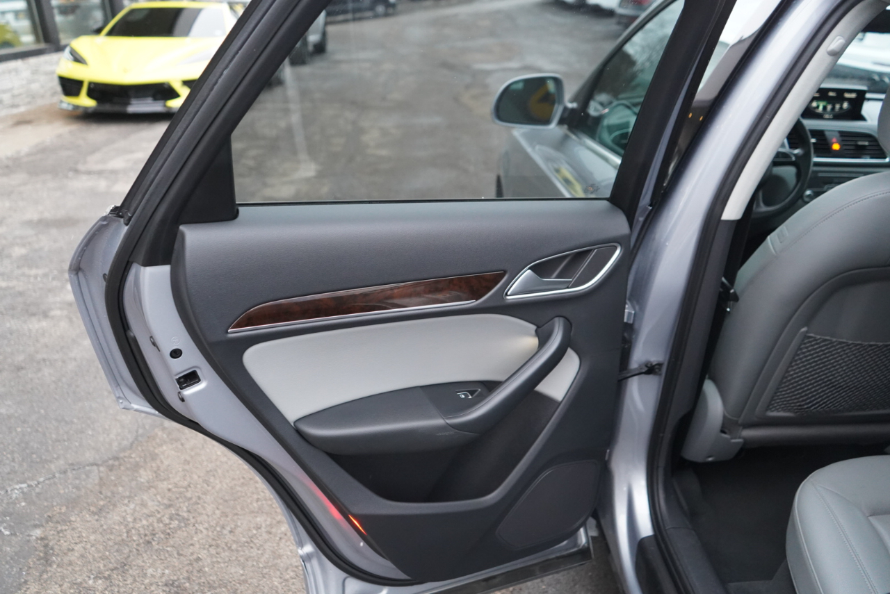 Audi Q3 2.0 TFSI Premium Plus quattro AWD 2017