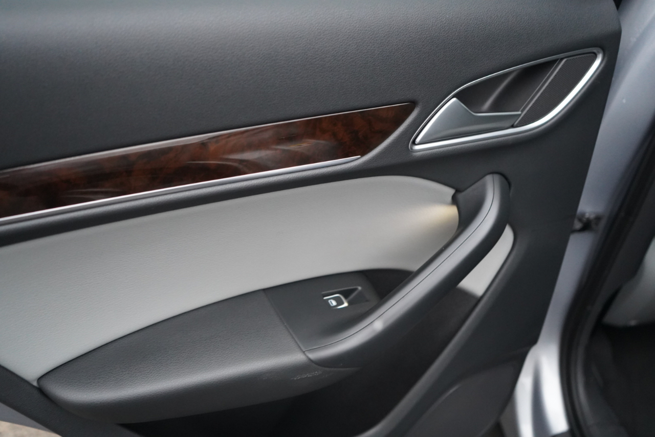 Audi Q3 2.0 TFSI Premium Plus quattro AWD 2017