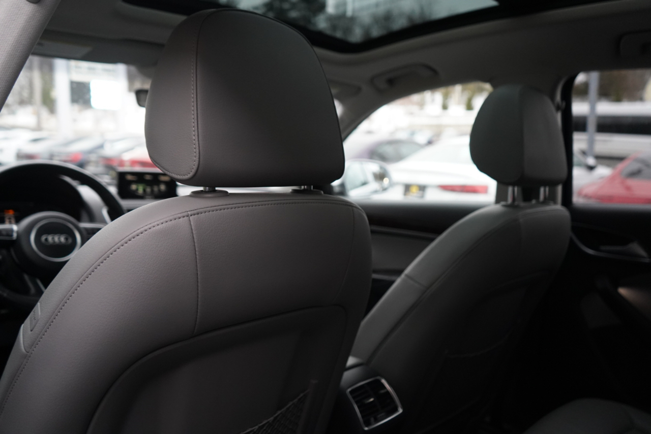 Audi Q3 2.0 TFSI Premium Plus quattro AWD 2017