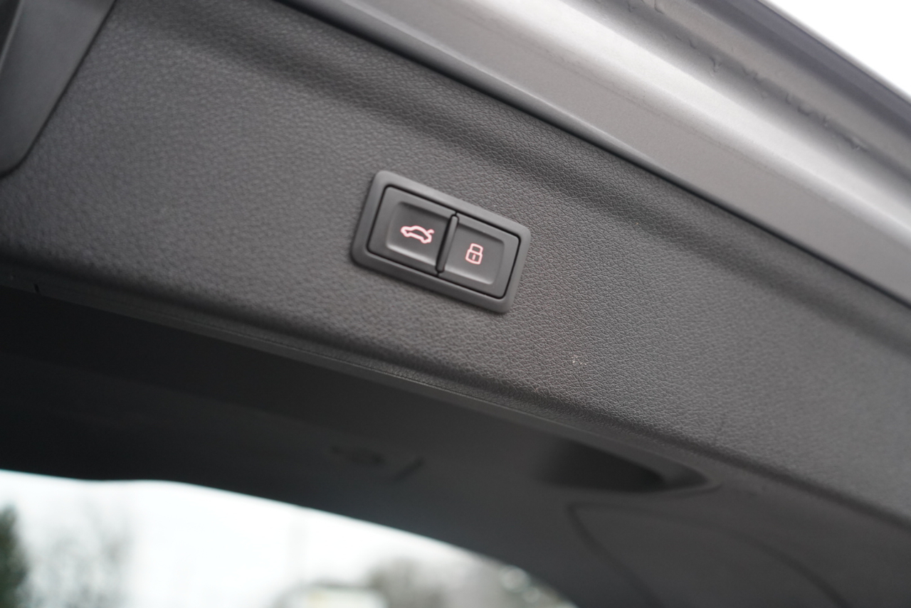 Audi Q3 2.0 TFSI Premium Plus quattro AWD 2017