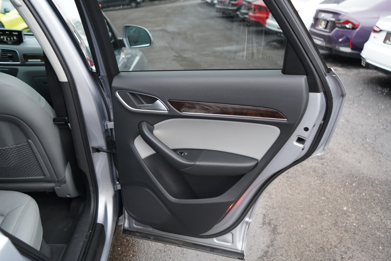 Audi Q3 2.0 TFSI Premium Plus quattro AWD 2017