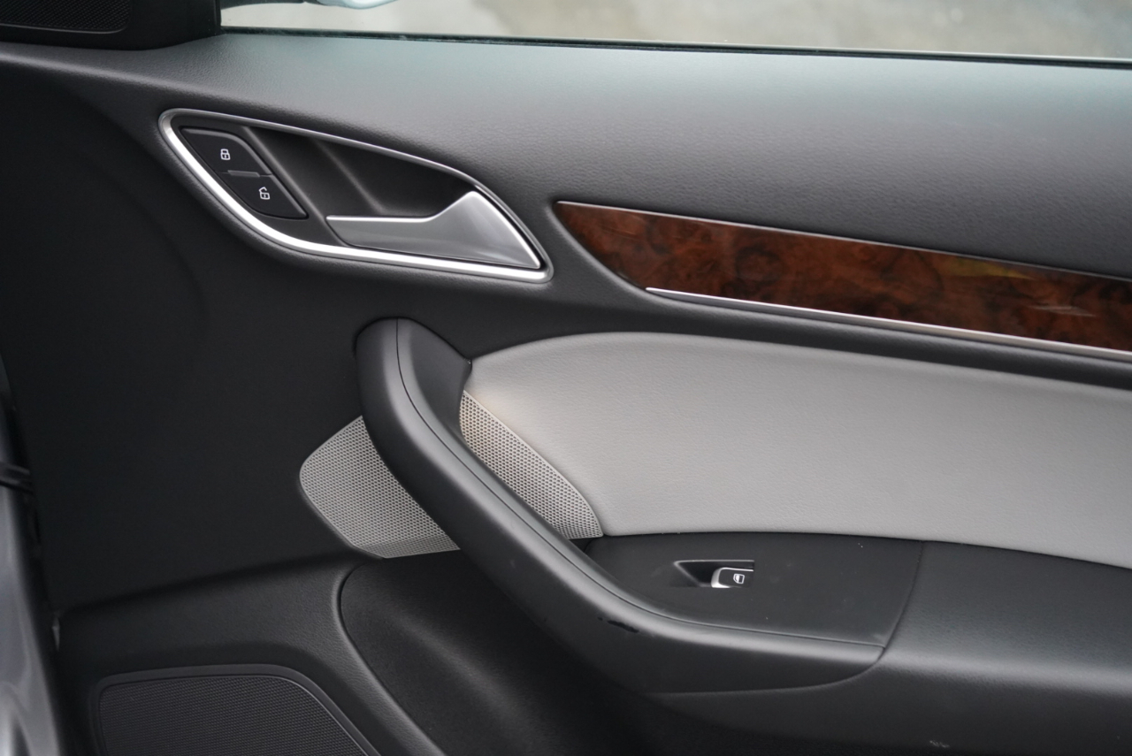 Audi Q3 2.0 TFSI Premium Plus quattro AWD 2017