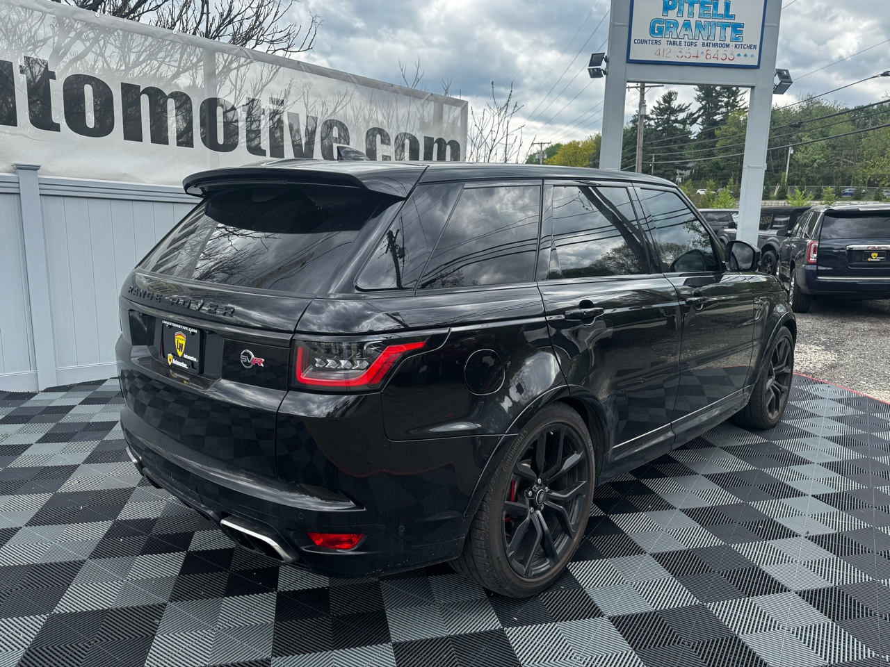 Land Rover Range Rover Sport V8 Supercharged SVR Carbon Edition 2021