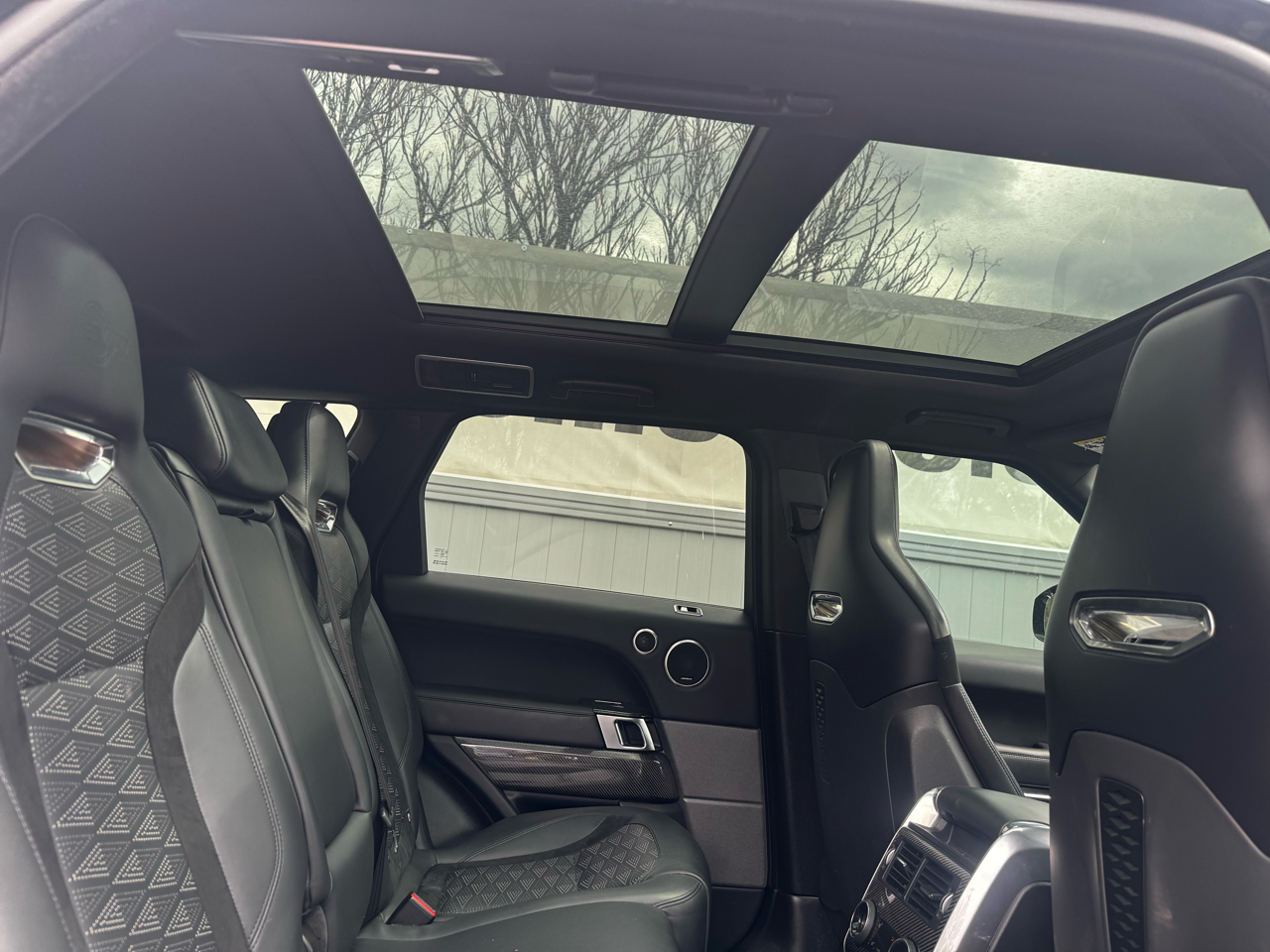 Land Rover Range Rover Sport V8 Supercharged SVR Carbon Edition 2021