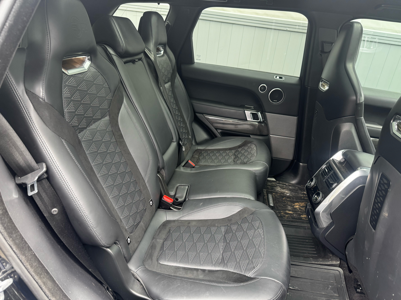 Land Rover Range Rover Sport V8 Supercharged SVR Carbon Edition 2021