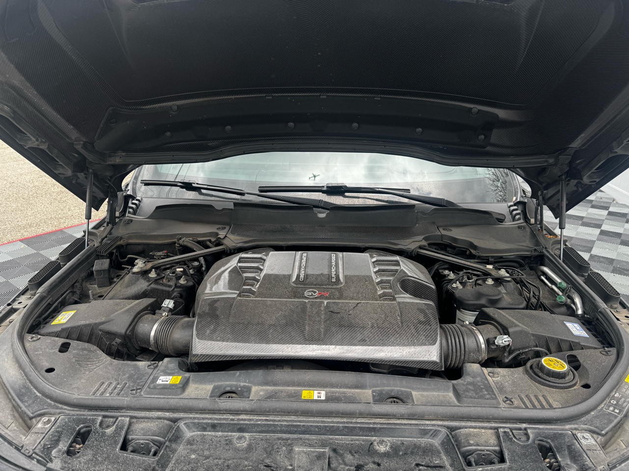 Land Rover Range Rover Sport V8 Supercharged SVR Carbon Edition 2021