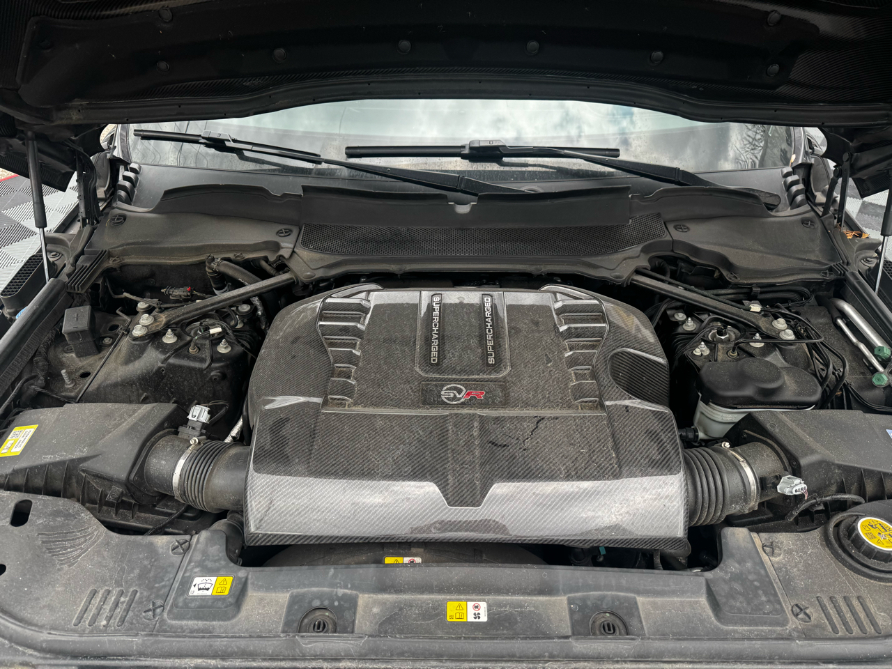 Land Rover Range Rover Sport V8 Supercharged SVR Carbon Edition 2021