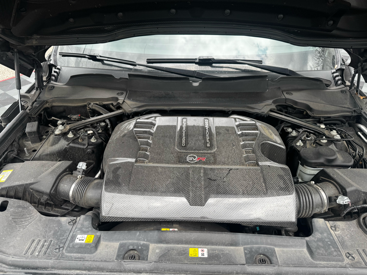Land Rover Range Rover Sport V8 Supercharged SVR Carbon Edition 2021