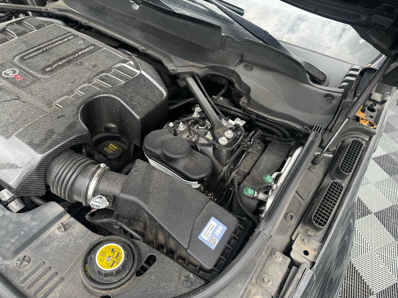 Land Rover Range Rover Sport V8 Supercharged SVR Carbon Edition 2021