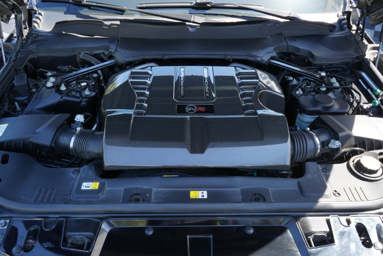 Land Rover Range Rover Sport V8 Supercharged SVR Carbon Edition 2021