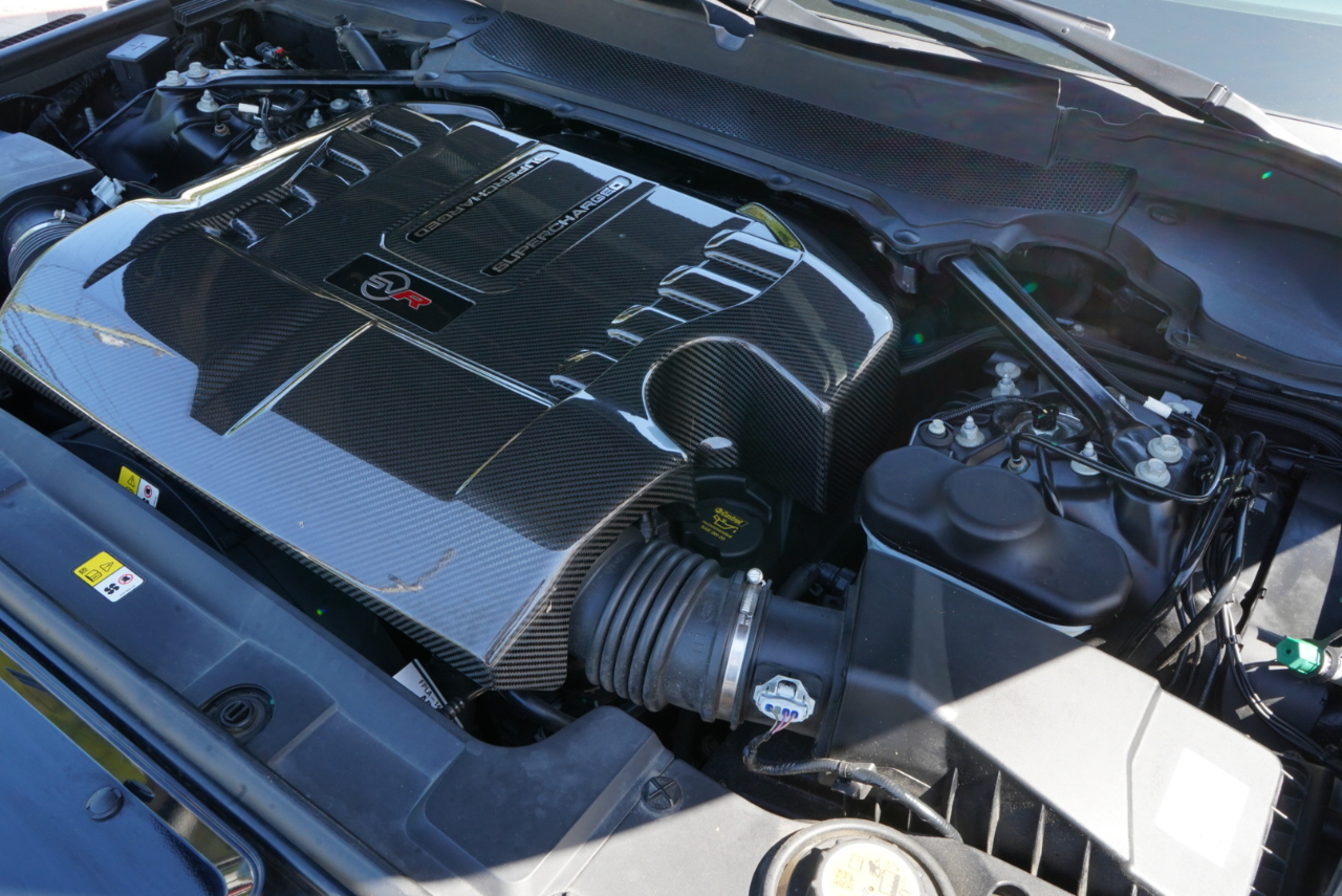 Land Rover Range Rover Sport V8 Supercharged SVR Carbon Edition 2021