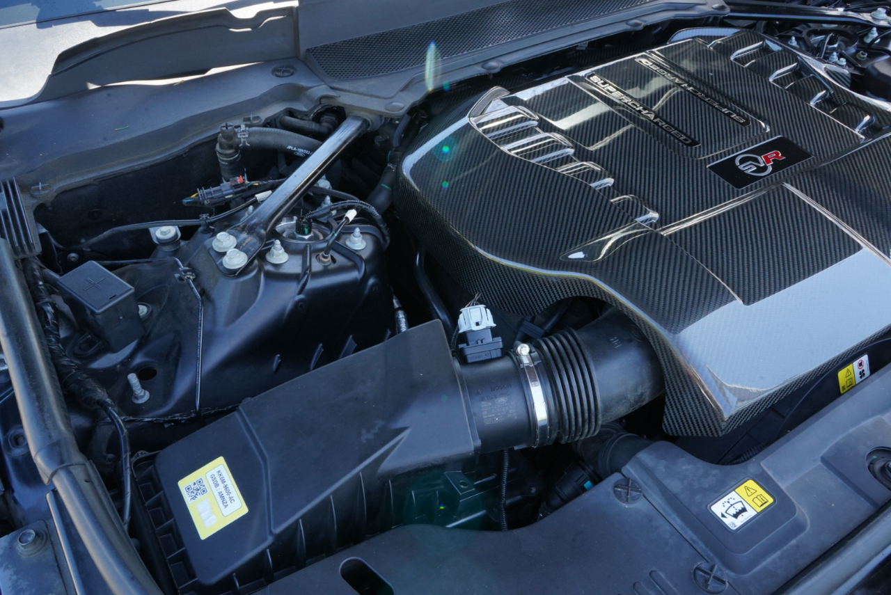Land Rover Range Rover Sport V8 Supercharged SVR Carbon Edition 2021
