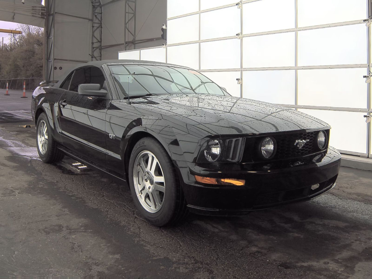 2005 Ford Mustang 2dr Conv GT Deluxe