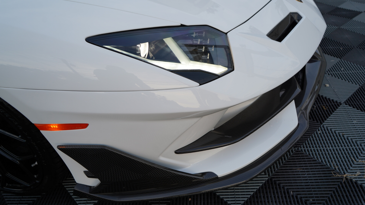 Lamborghini Aventador 2dr Cpe 2014