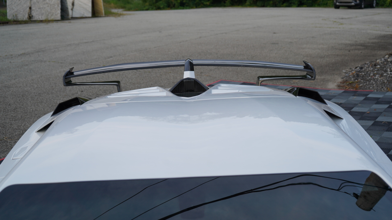 Lamborghini Aventador 2dr Cpe 2014