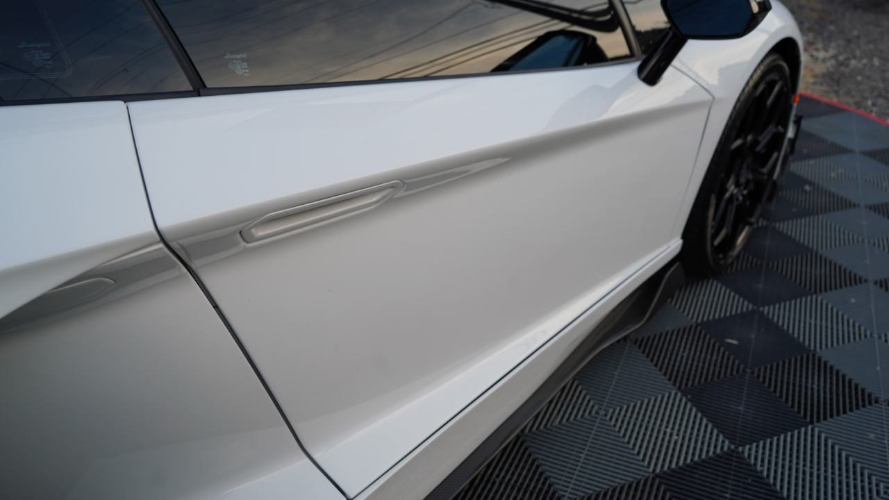 Lamborghini Aventador 2dr Cpe 2014