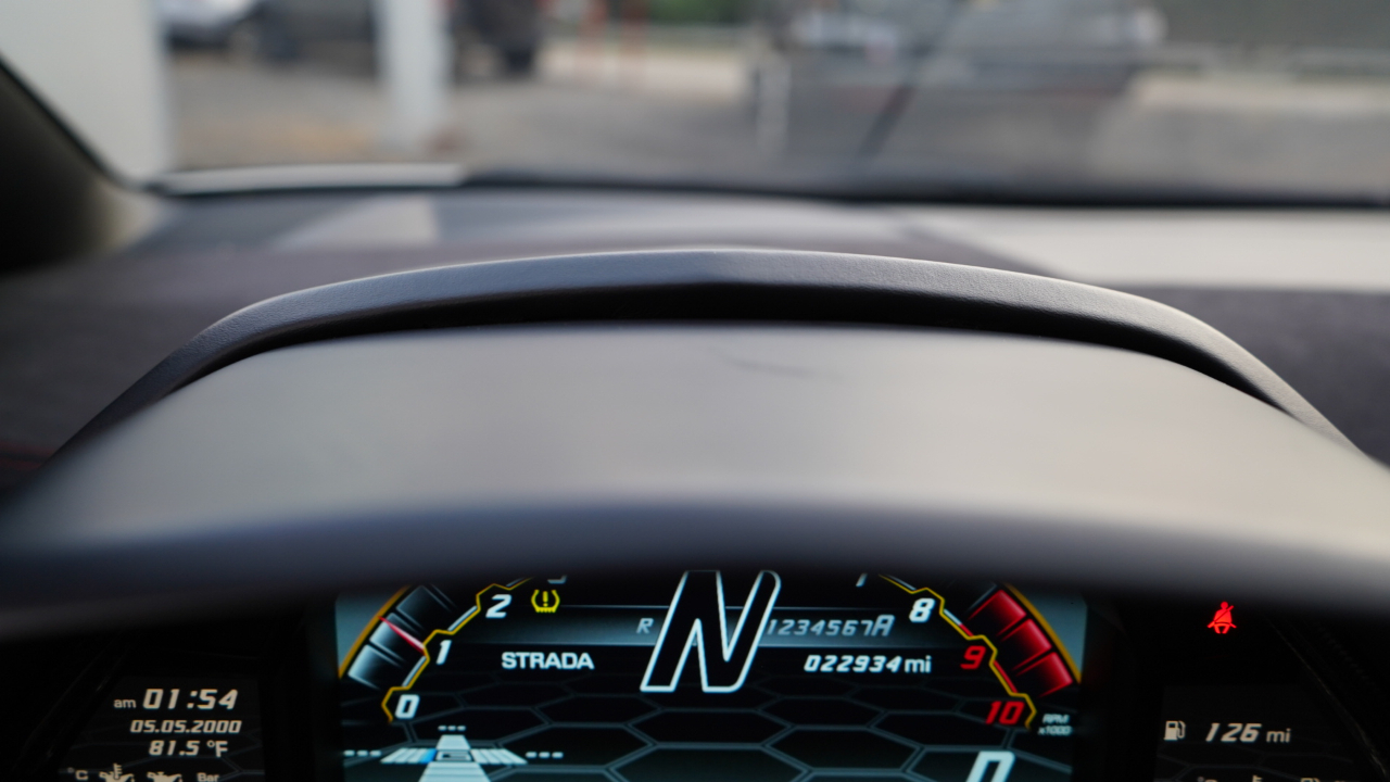 Lamborghini Aventador 2dr Cpe 2014