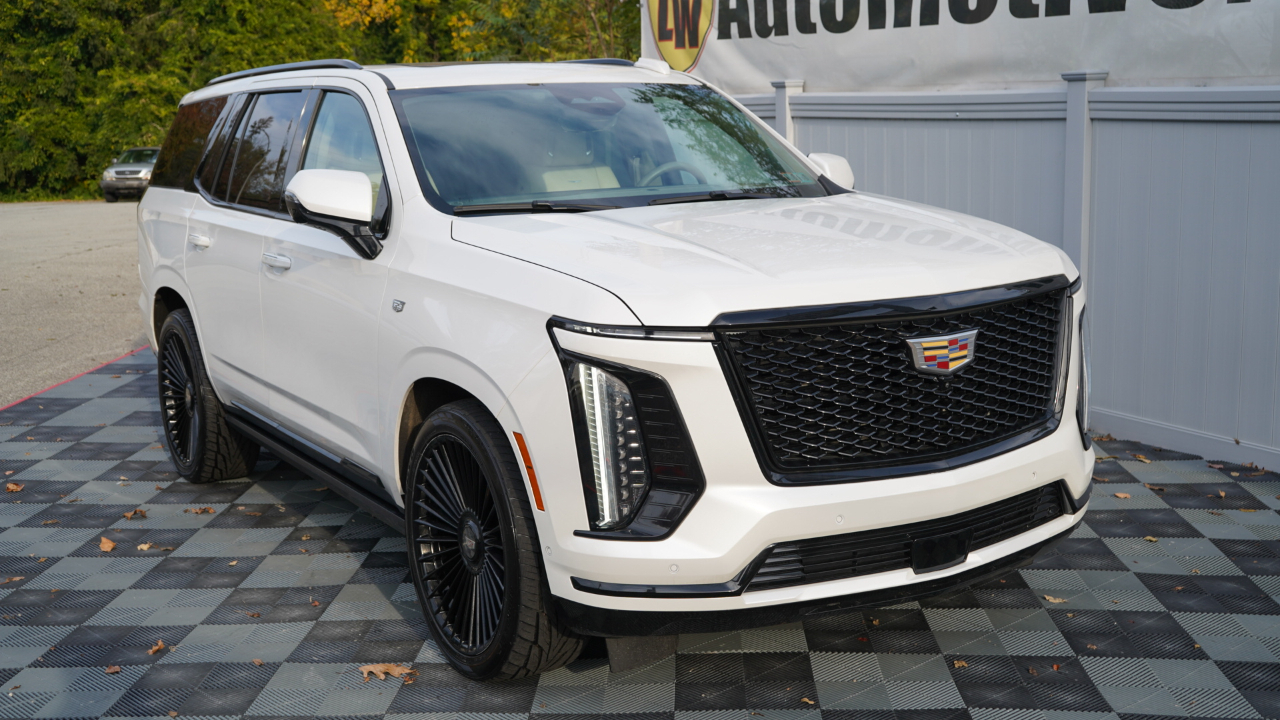 Cadillac Escalade 4WD 4dr Sport Platinum 2025