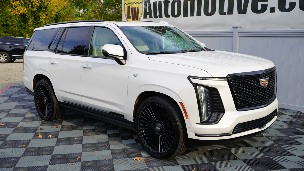 Cadillac Escalade 4WD 4dr Sport Platinum 2025