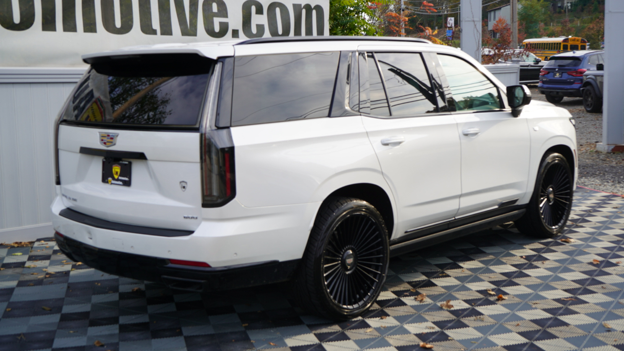 Cadillac Escalade 4WD 4dr Sport Platinum 2025