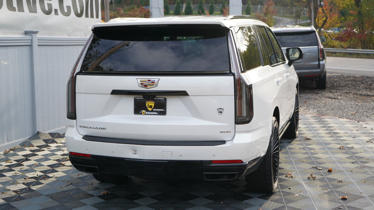 Cadillac Escalade 4WD 4dr Sport Platinum 2025