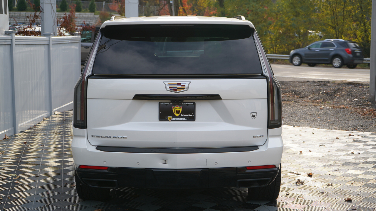 Cadillac Escalade 4WD 4dr Sport Platinum 2025