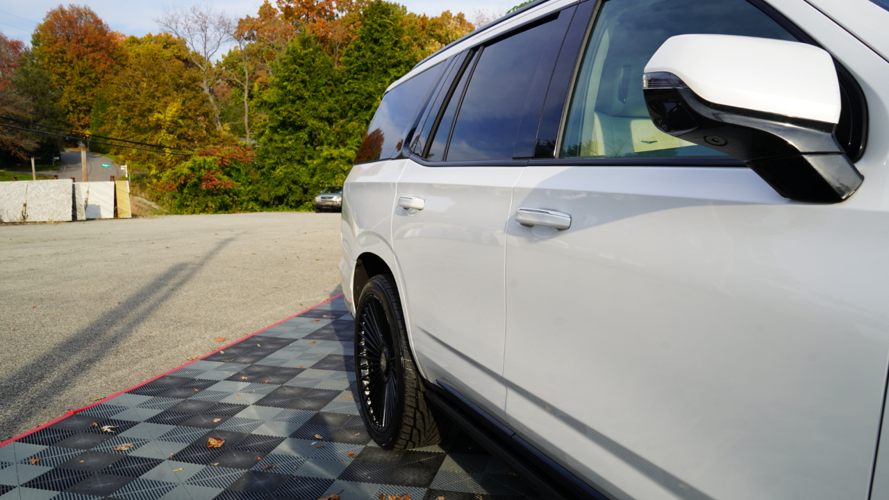 Cadillac Escalade 4WD 4dr Sport Platinum 2025