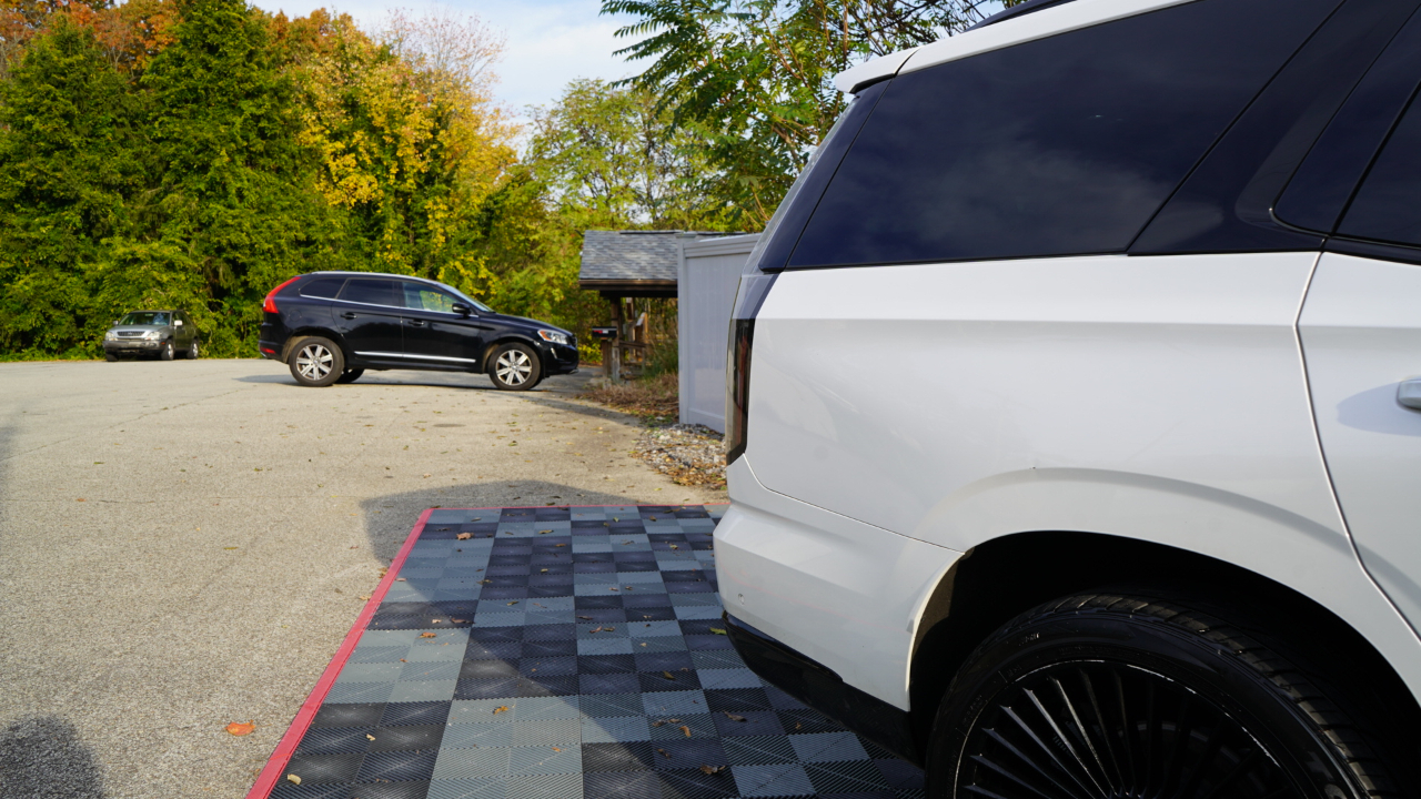 Cadillac Escalade 4WD 4dr Sport Platinum 2025