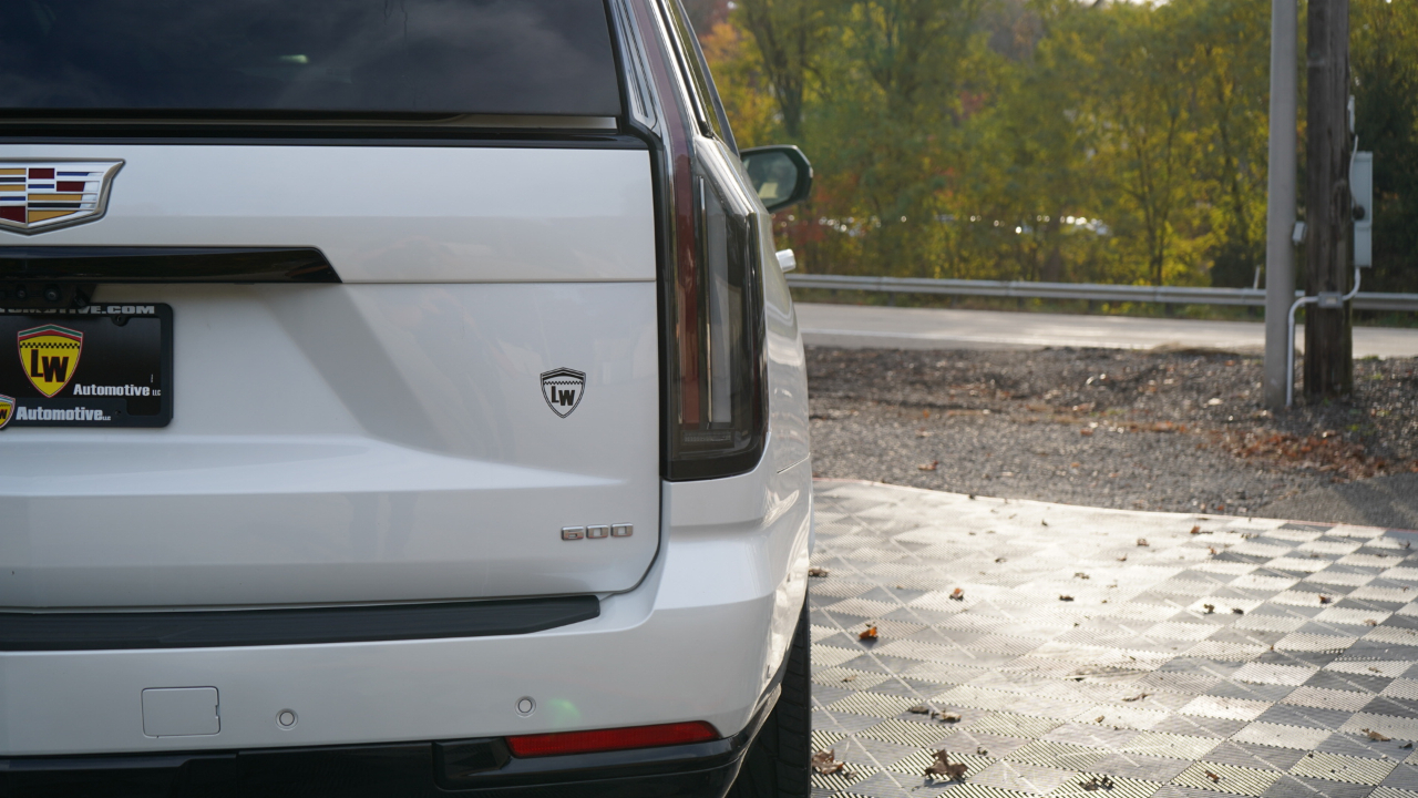 Cadillac Escalade 4WD 4dr Sport Platinum 2025